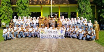 Satlantas Polres Lampung Utara Edukasi Pelajar Lewat Program Police Goes to School